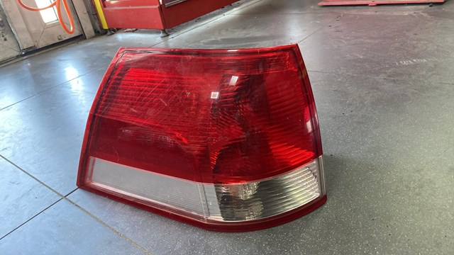 Задня ліва зовнішня фара General Motors 93177995 ціна, від 91.15 USD