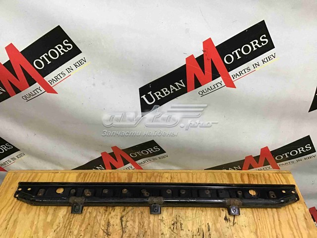 Балка радіатора нижня Land Rover LR024295 ціна, від 70.12 USD