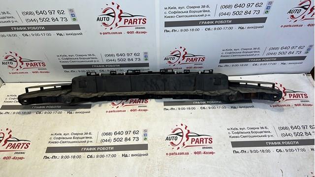 Кронштейн бампера переднього LR083117 Land Rover