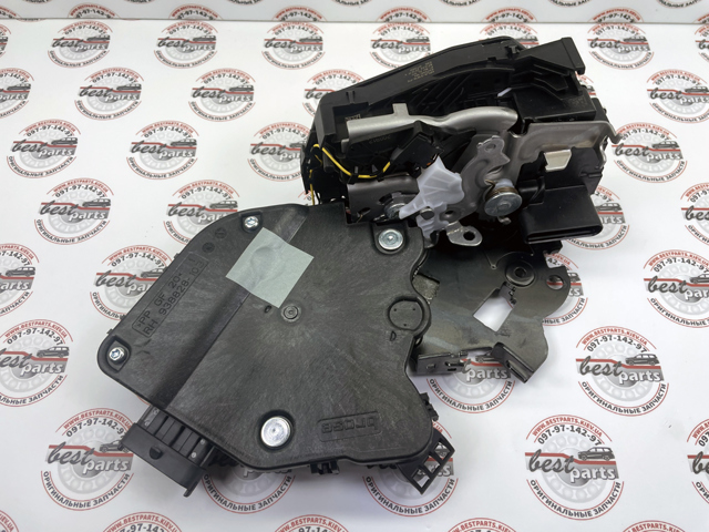Замок передніх пасажирських дверей Land Rover LR078708 ціна, від 81.83 USD