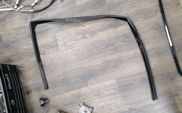 Купити LR040926 Land Rover 