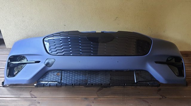 Бампер передній Signeda PFD04666BB