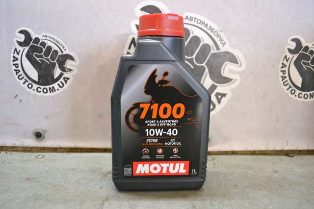 836311 Motul Масло двигуна
