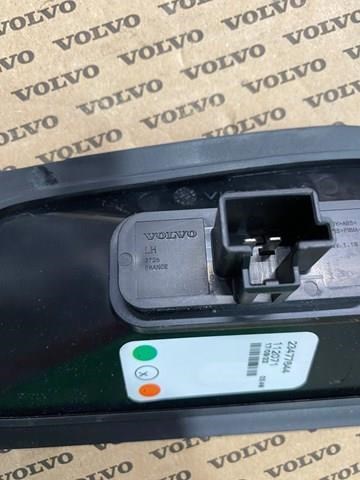 82278930 Volvo Габарит передній правий
