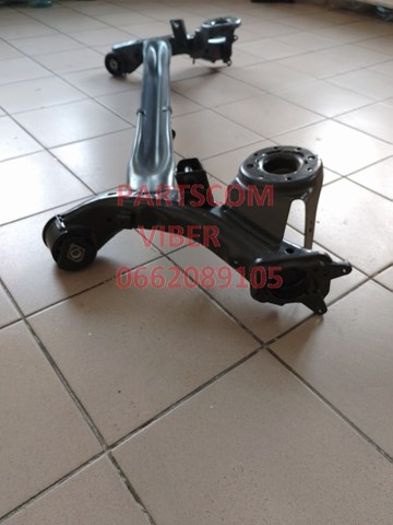 Підрамник задній Hyundai/Kia 551002V500