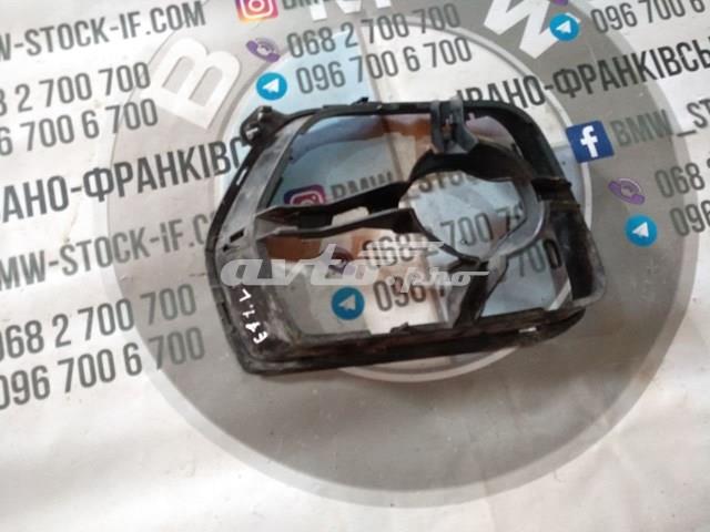 Кронштейн кріплення протитуманною фари, лівою BMW 51117181009 ціна, від 28.22 USD