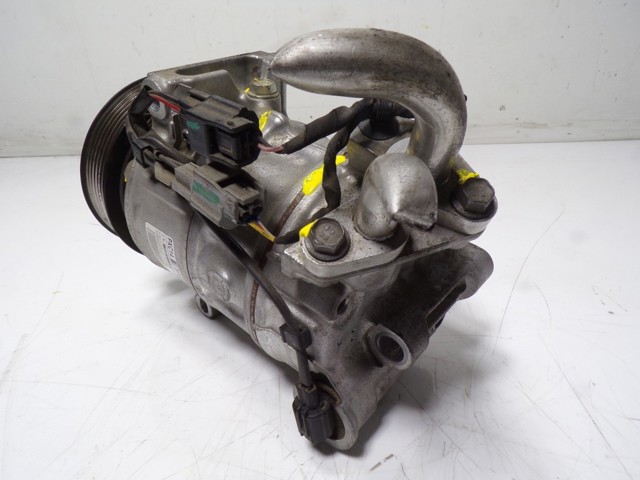 926002410R Renault (RVI) Компресор холодоагенту