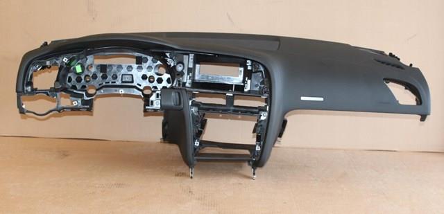  8T1857041F VAG