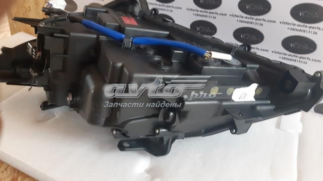 Фара права 8114033C70 Toyota
