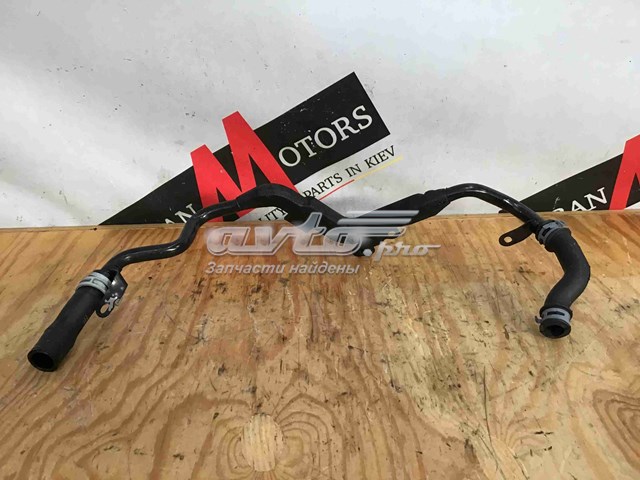 Патрубок вентиляції картера LR062010 Land Rover