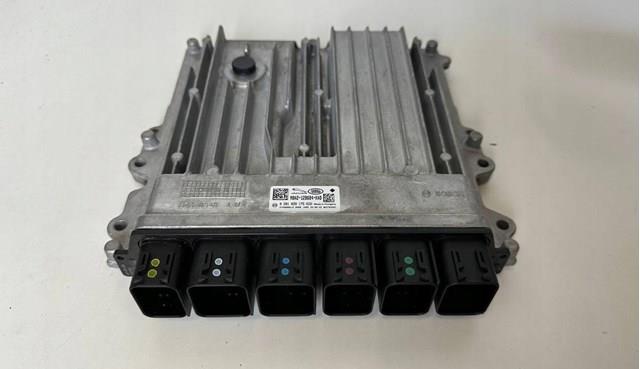 LR141207 Land Rover 