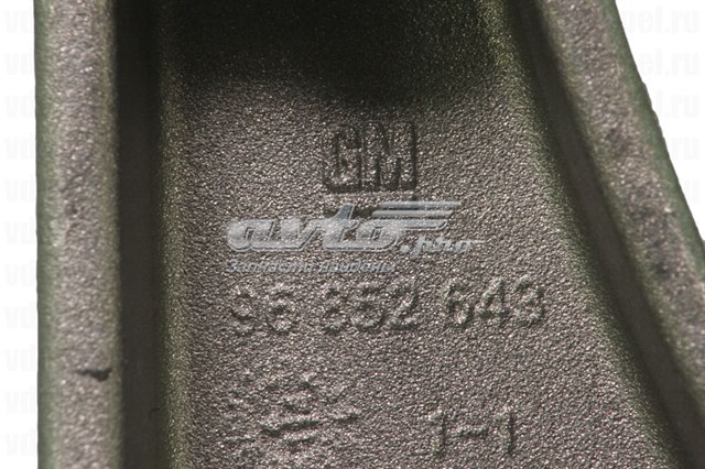 96852643 General Motors Кріплення подушки коробки передач