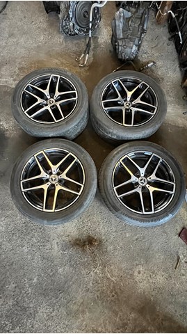 Диски колісні литі (легкосплавні, титанові) Mercedes A25340118007X21 ціна, від 570.09 USD