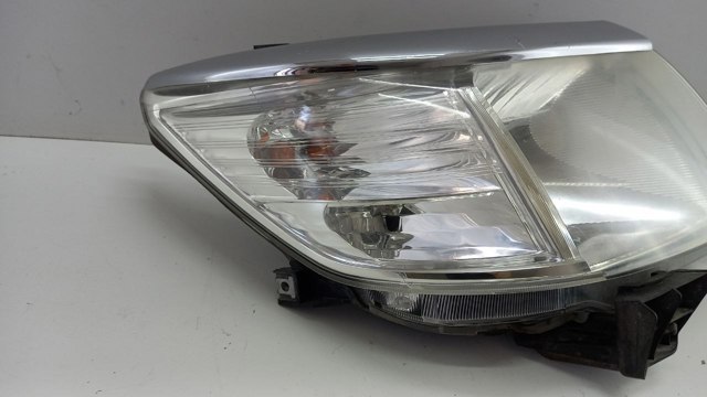 Основна фара - вставка Toyota 811100K440