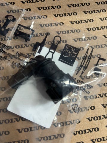 21770132 Volvo 