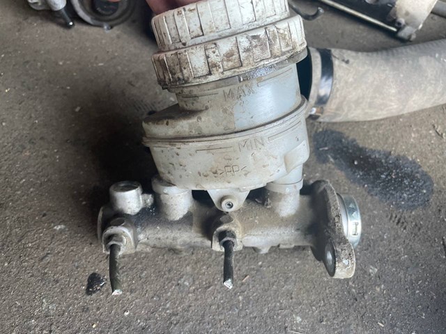 Головний гальмівний циліндр Q0970558 Q-fix