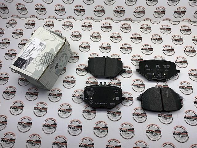 Задні гальмівні колодки Mercedes A0004209602 ціна, від 182.01 USD