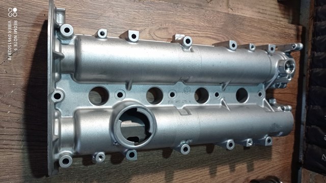 Клапанна кришка 036103475 VAG