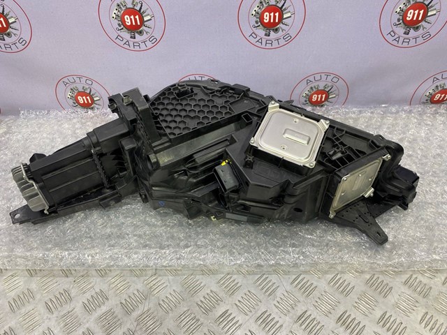 Фара правая Nissan/Infiniti 260105NA1A ціна, від 240.65 USD