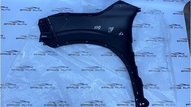 Крила 63112W260P Mitsubishi