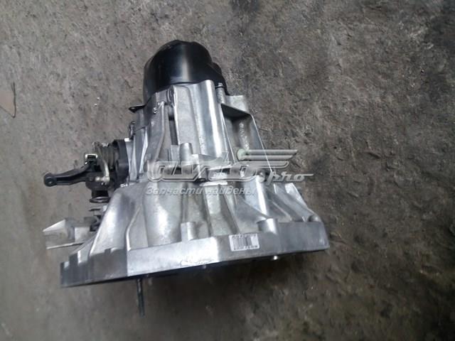 Купити 304010877R Renault (RVI) 