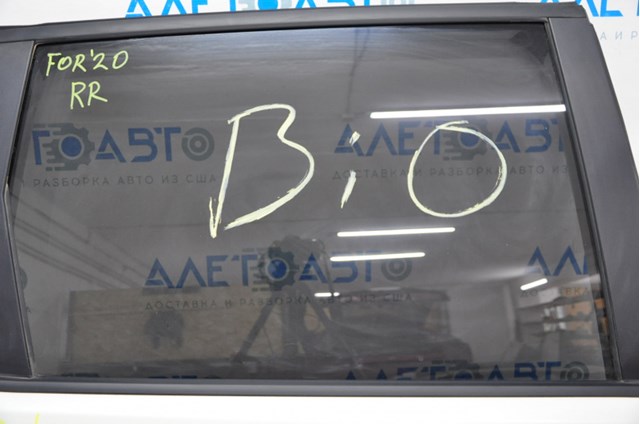 Скло задньої двері правої GS6735D304 XYG