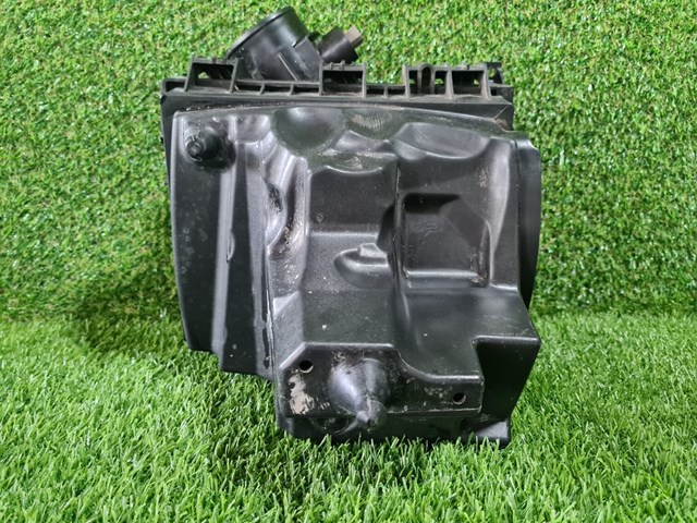 DS739643FB Ford Корпус повітряного фільтра, верхня частина