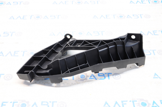 Праве кріплення переднього бампера FPS FP3034932 ціна, від 8.78 USD