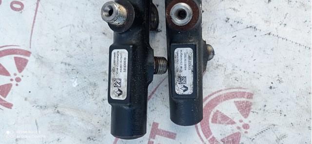 Розподільник палива 8201157327 Renault (RVI)