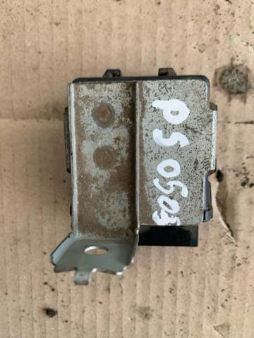 Mitsubishi MR438586 ціна, від 53.05 USD