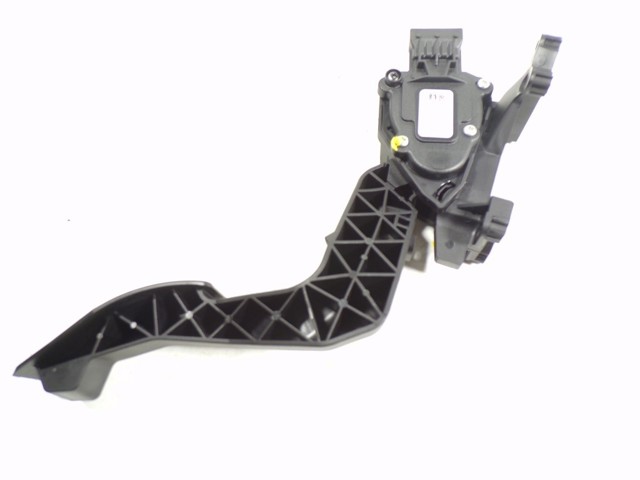 Підаль газу Fiat/Alfa/Lancia 51987018 ціна, від 72.45 USD