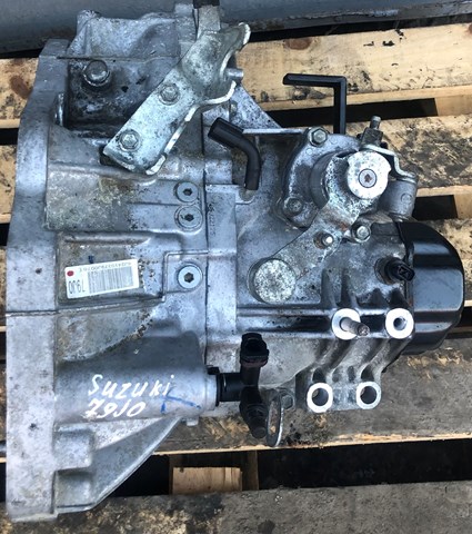 МКП в зборі Suzuki 79J2 ціна, від 56.22 USD