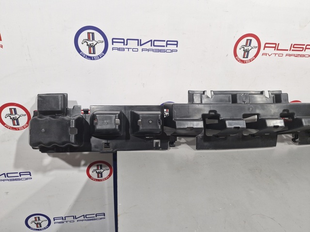 620906RR0A Nissan/Infiniti Наповнювач бампера переднього