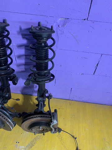 DD1V34700B Mazda Амортизатор передньої підвіски