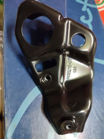 7418215 BMW 