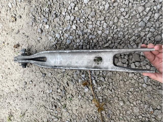 4635057L00 Suzuki 