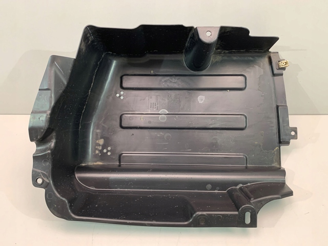51757315819 BMW 