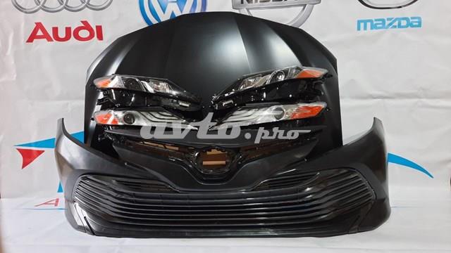 Фара права 8111006D70 Toyota
