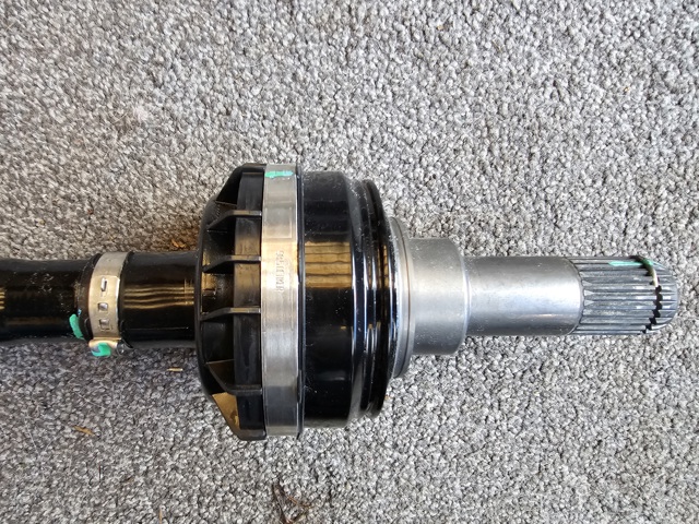  33205A74AA6 BMW
