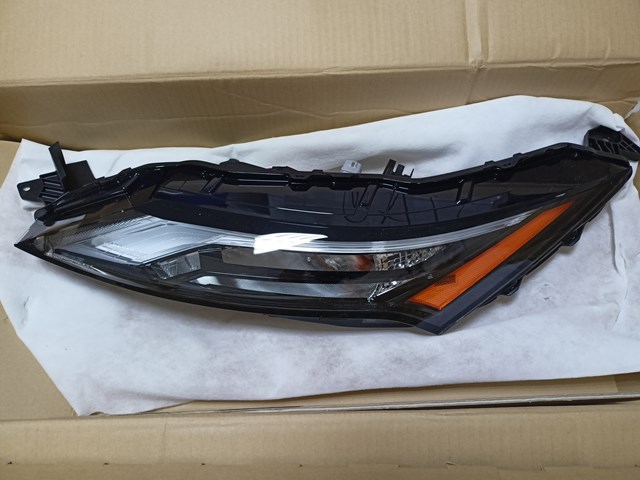 Купити 261256RR0D Nissan/Infiniti Фара денного світла, ліва