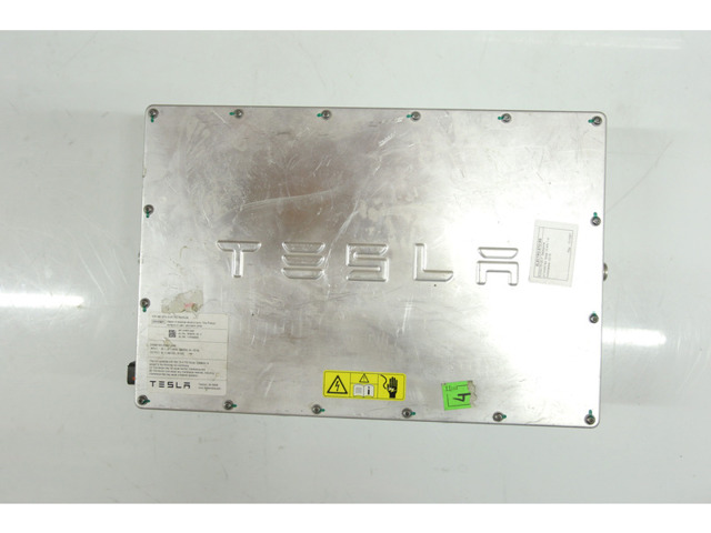  Tesla 600927800F