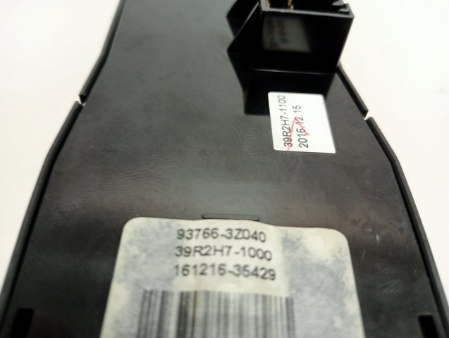  937663Z040 Hyundai/Kia