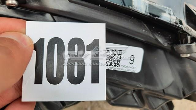 811100E590 Toyota Фара передня права