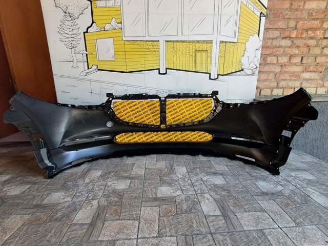 Бампер передній Mazda DFR550031G8P