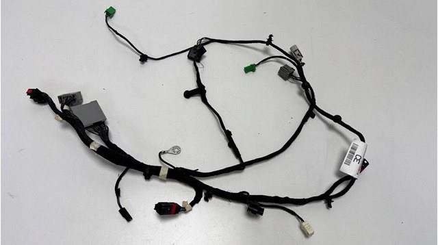 Купити LR097679 Land Rover 