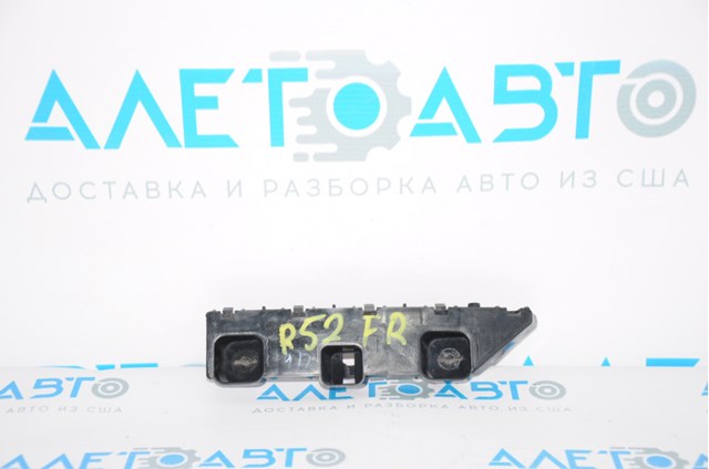622263KA1A Nissan/Infiniti Кронштейн бампера переднього, зовнішній правий