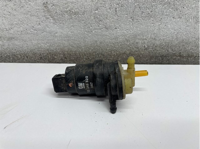 Моторчик омивача переднього скла General Motors 13248320 ціна, від 8.99 USD