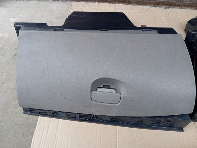 685000007R Renault (RVI) 