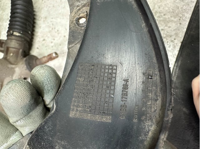 C1BB17B769A Ford