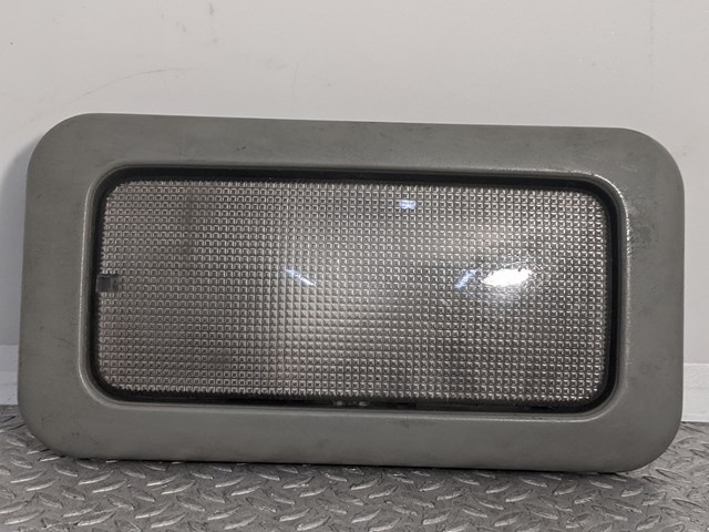 Плафон освітлення салона/кабіни, задній Renault (RVI) 8200100587